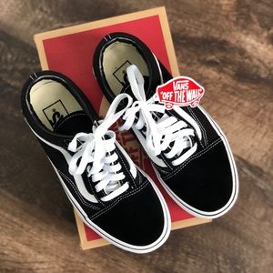 Old Skool Platform Black/White Vans Size 5.5